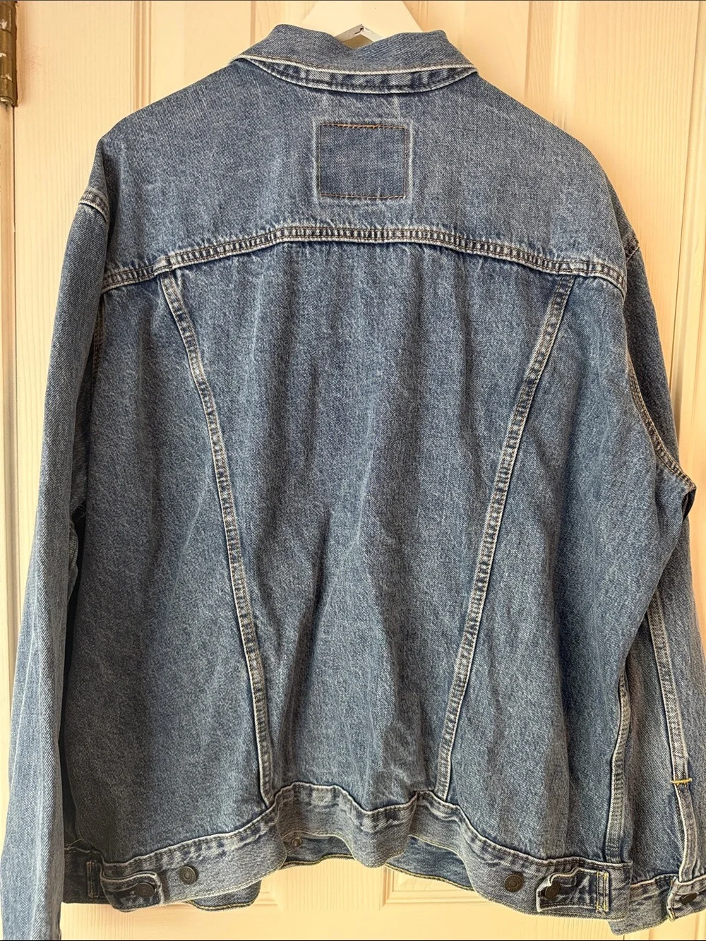 Levi's Light Blue Denim Jacket - Picture 5 of 5